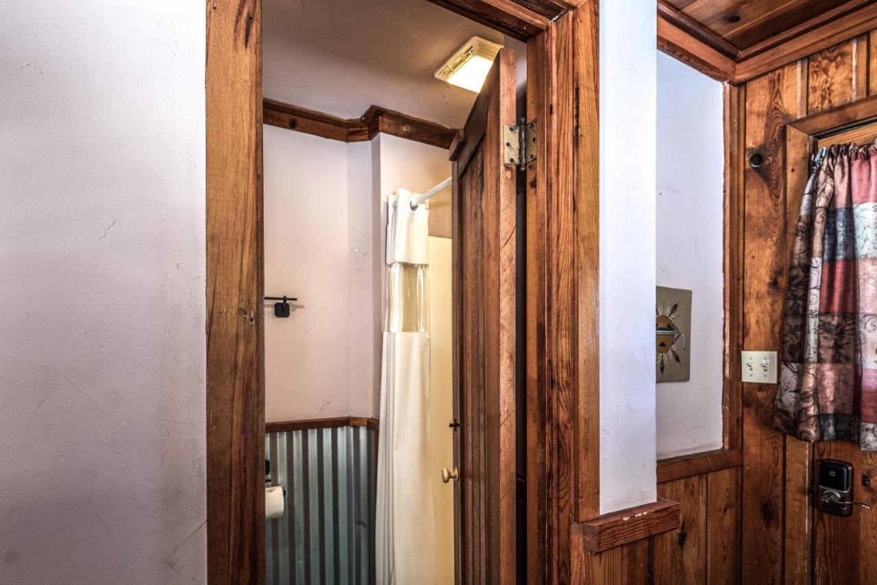 Apache Village 9, Queen Bed, Midtown, Pet Friendly, Sleeps 2 Ruidoso Buitenkant foto